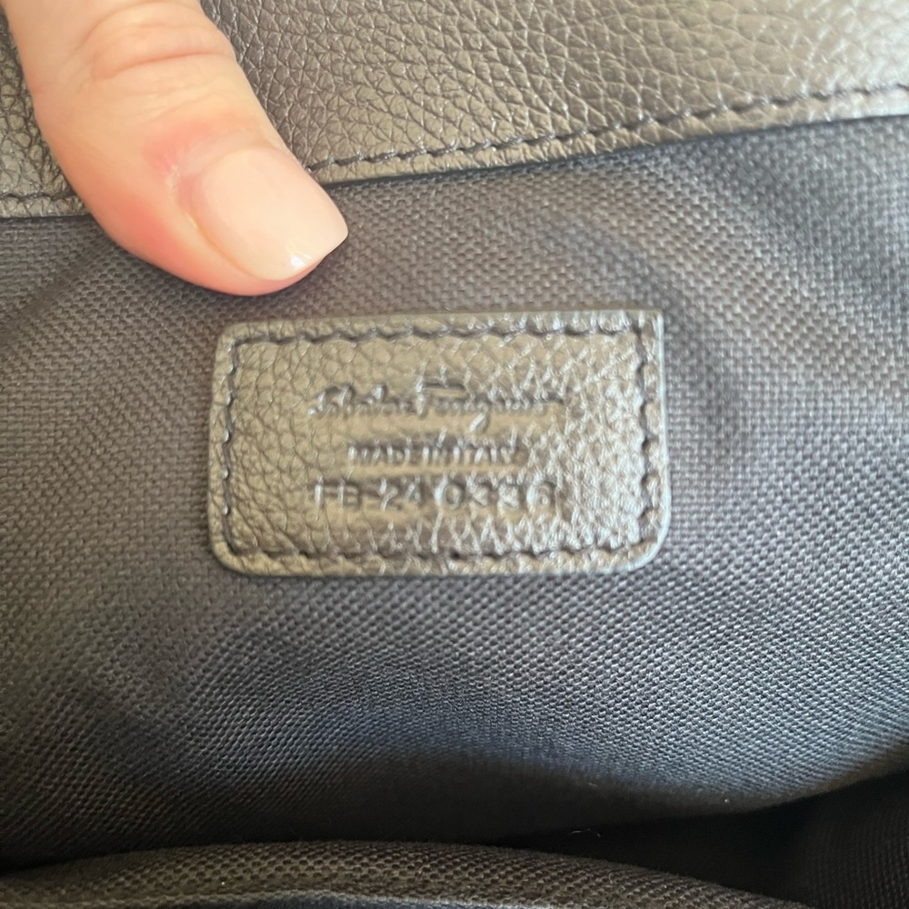 Ferragamo top handle tote - Picture 13 of 16